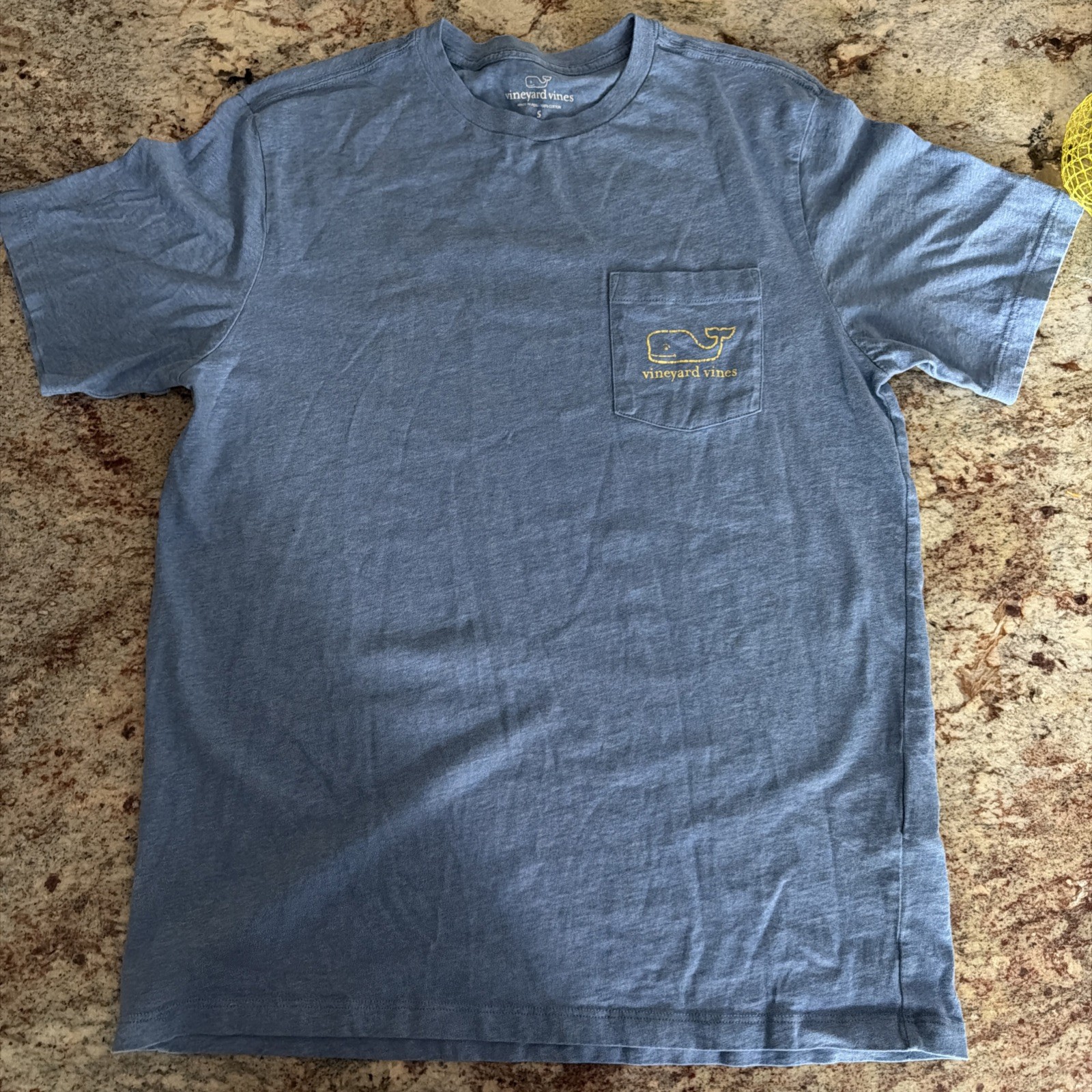 Vineyard Vines Light Blue SS Pocket Crew Tee T-Shirt « VINTAGE WHALE EDITION »
