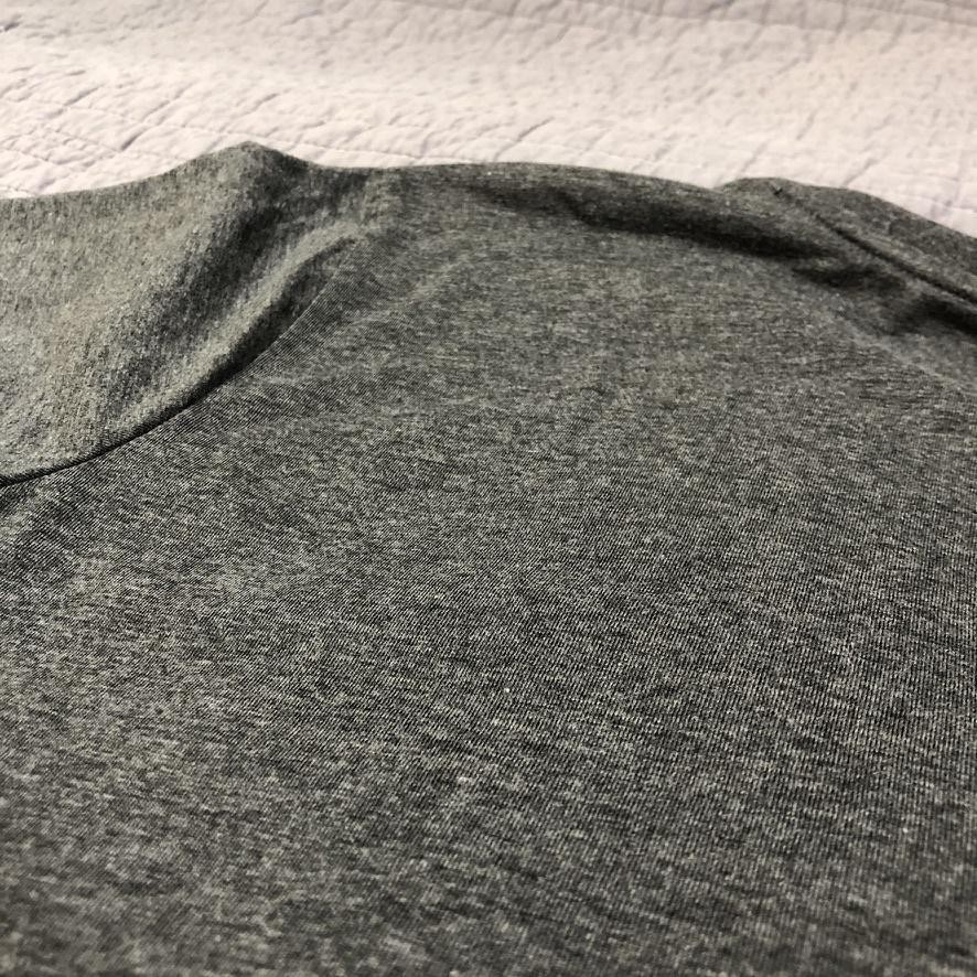 Beautiful Giant Shirt Men Large Gray Tribal Pocket Tee Heather Aztec Crewneck