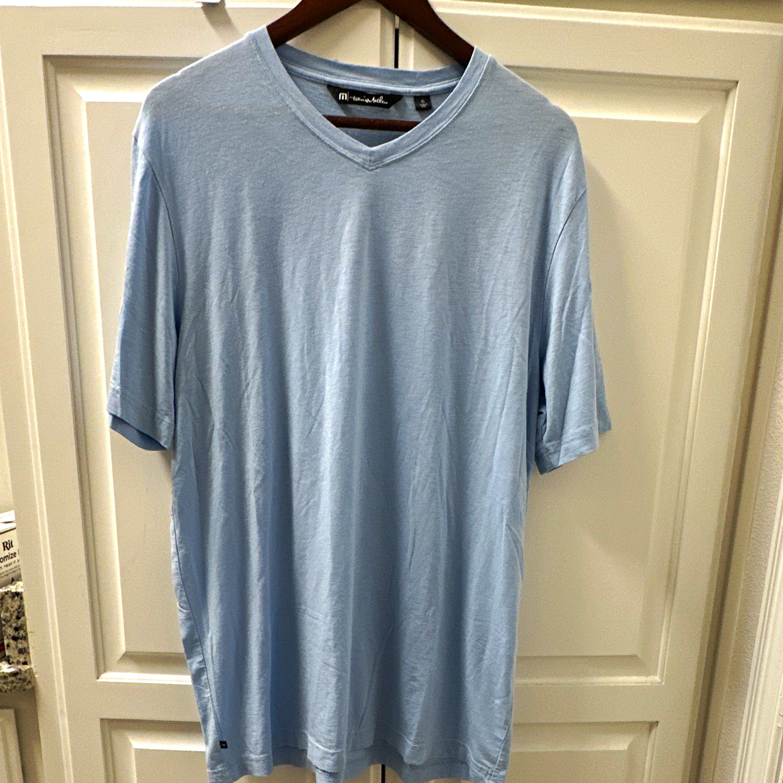 TravisMathew Men&rsquo;s XL Blue Solid V-Neck Short Sleeve Pima Modal Logo T-Shirt