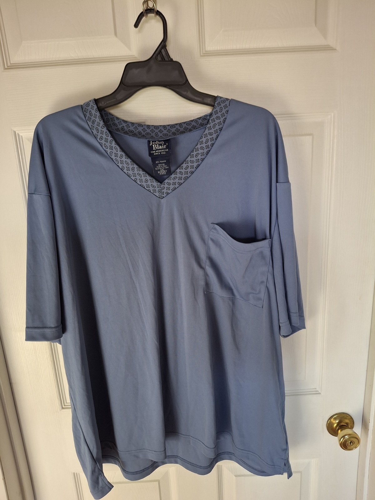 John Blair Casual blue v-neck shirt polyester pocket used fine menswear