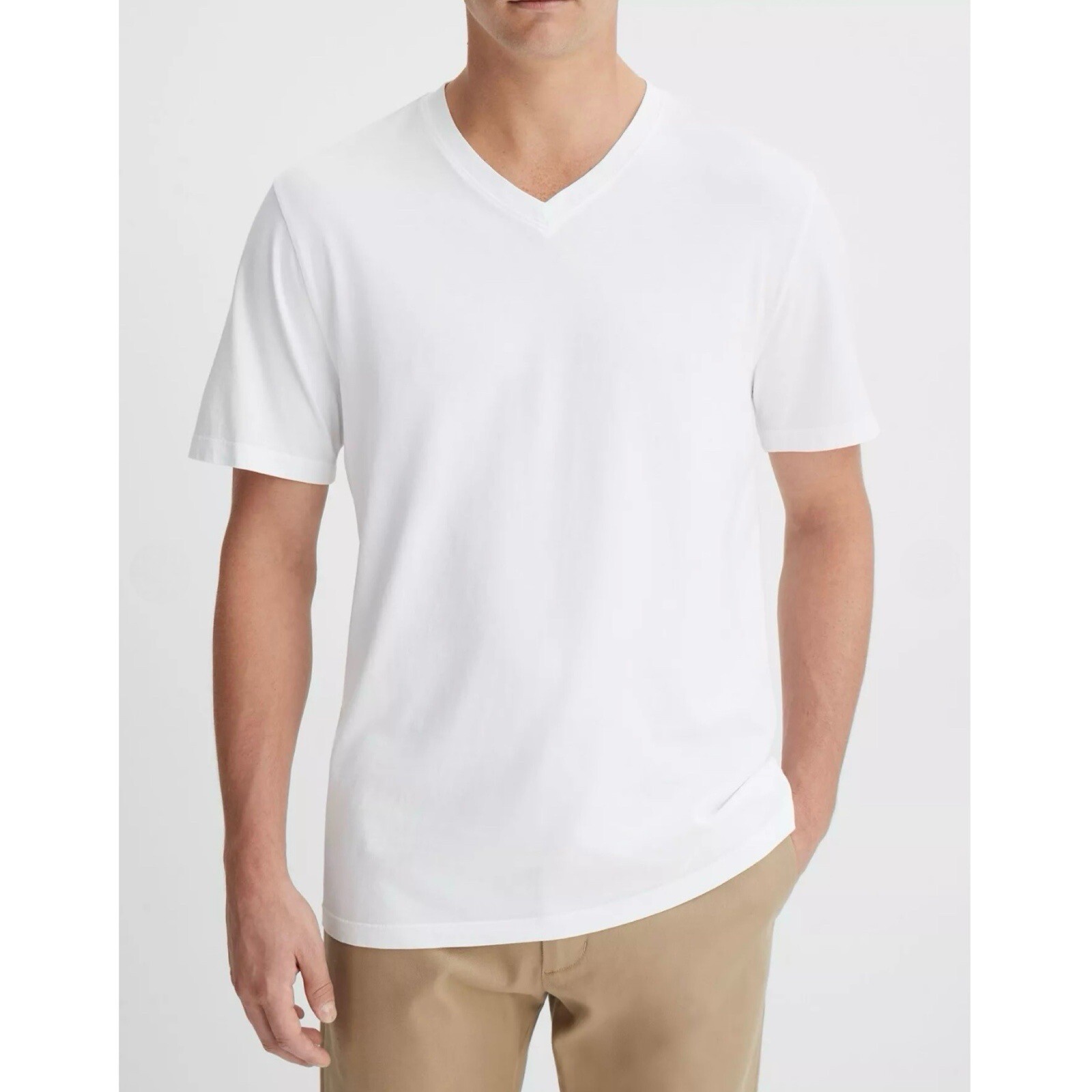 VINCE Men&rsquo;s Garment Dye V-Neck Short Sleeve Tee Retail: $65 (NWT)