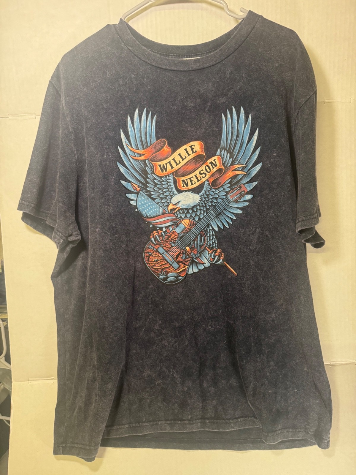 Willie Nelson Eagle Guitar Graphic T-Shirt XL Black Acid Wash Country Music Tee