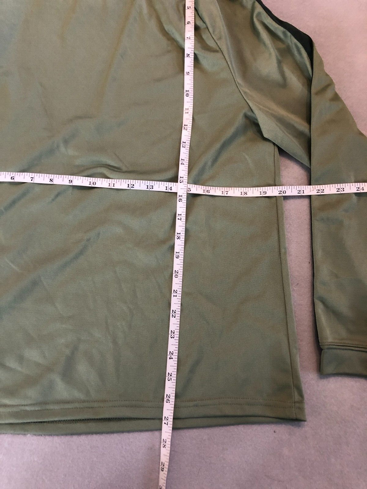 Everlast Sport Shirt Men&rsquo;s Medium Long Sleeve Sage Green Activewear Tee