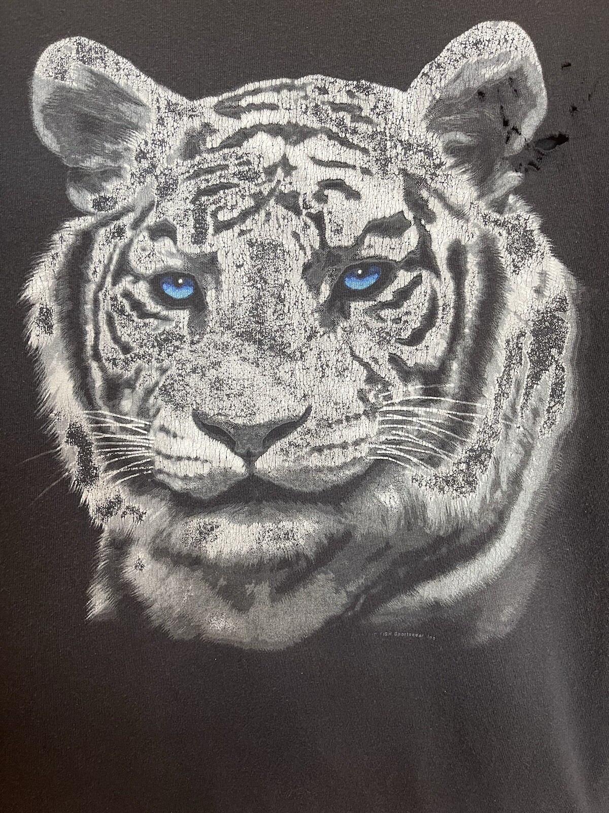 Vintage Y2k Big Fish Sportswear Big Print Graphic White Tiger T-shirt XL