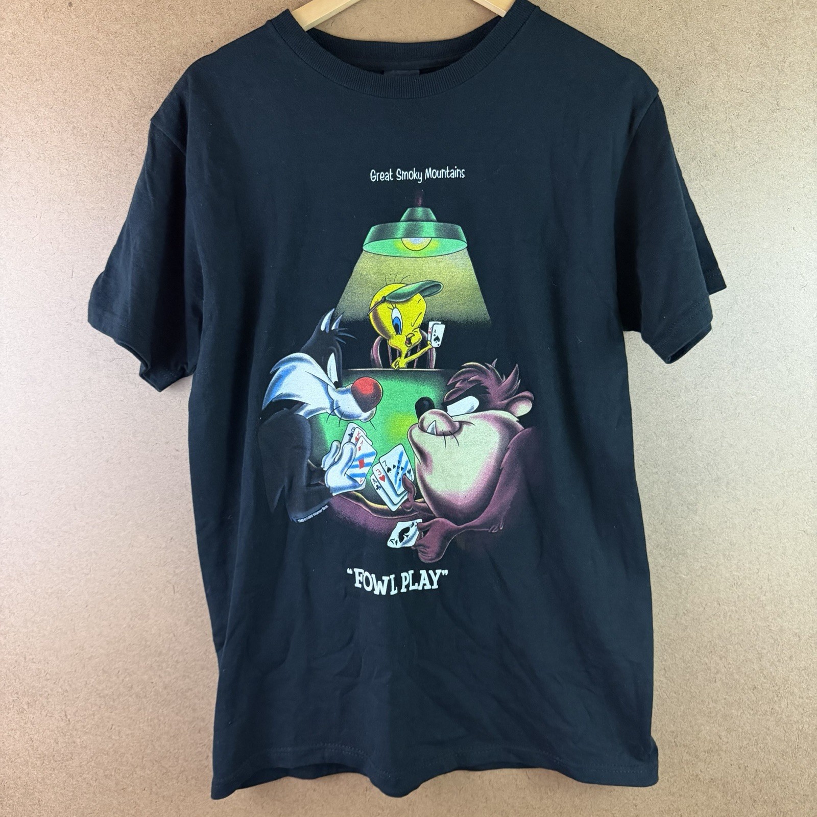 VTG 90s Looney Tunes Great Smoky Mtns “Fowl Play” T-Shirt M Tweety Taz Poker