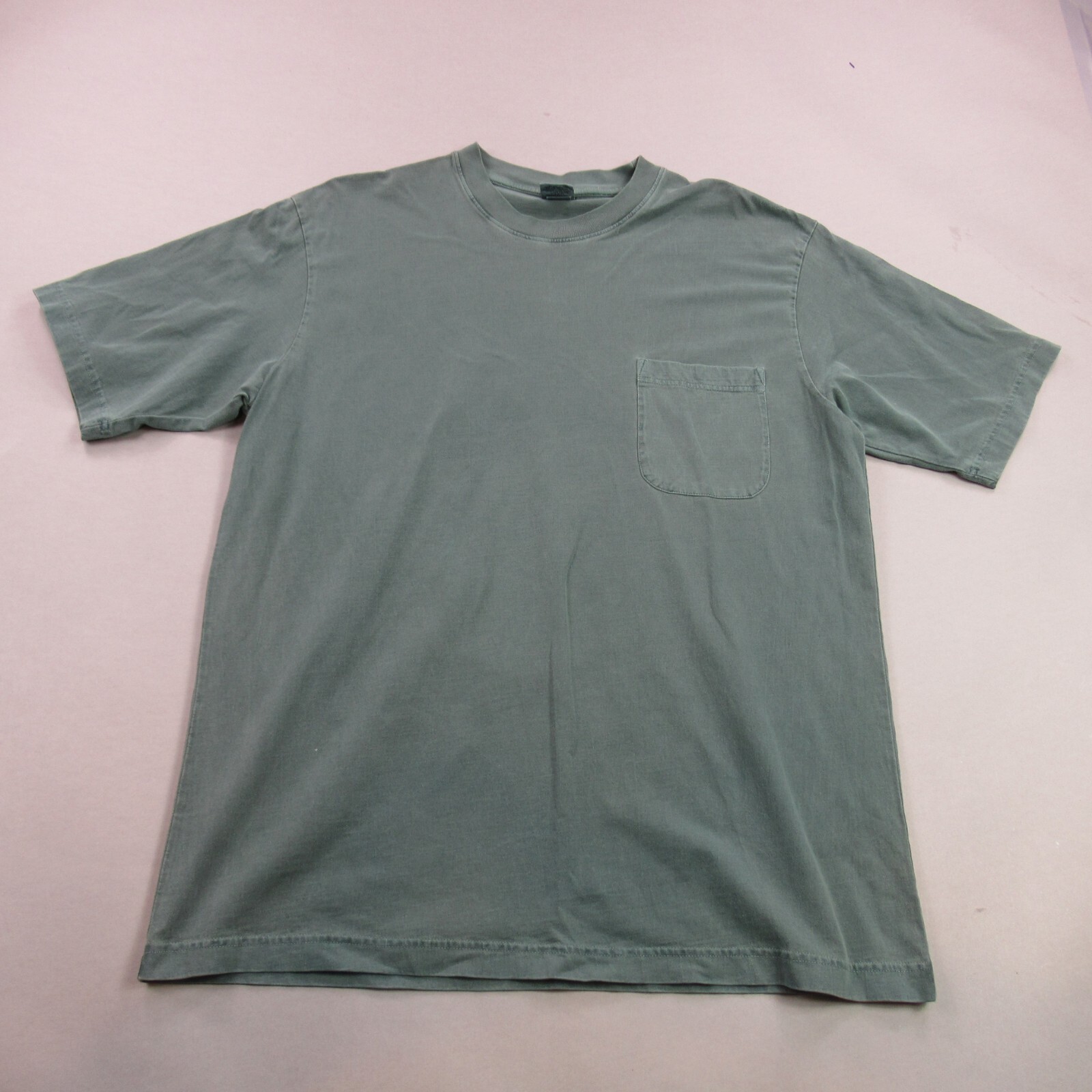 Cabelas Shirt Mens XL Short Sleeve Crew Neck Stretch Lightweight Pocket
