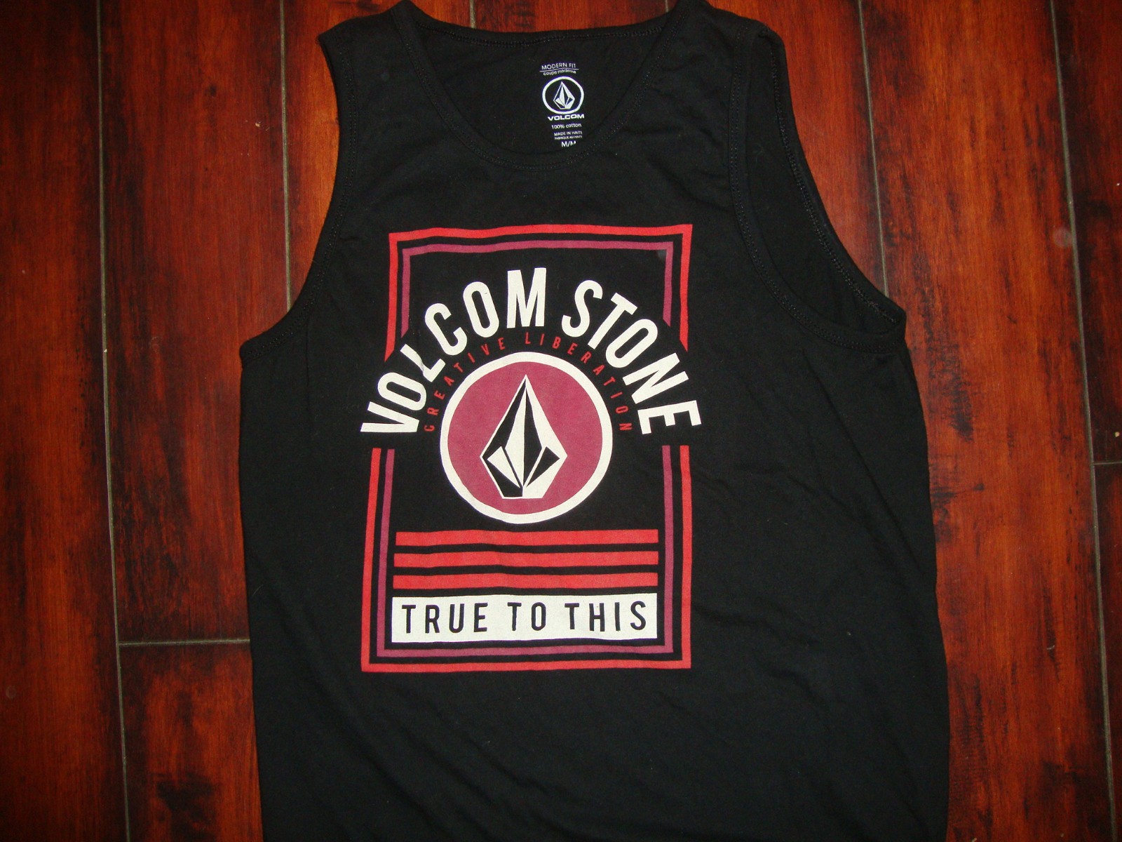 Men&rsquo;s Volcom Medium TRUE TO THIS tank top SIZE MEDIUM NWOT