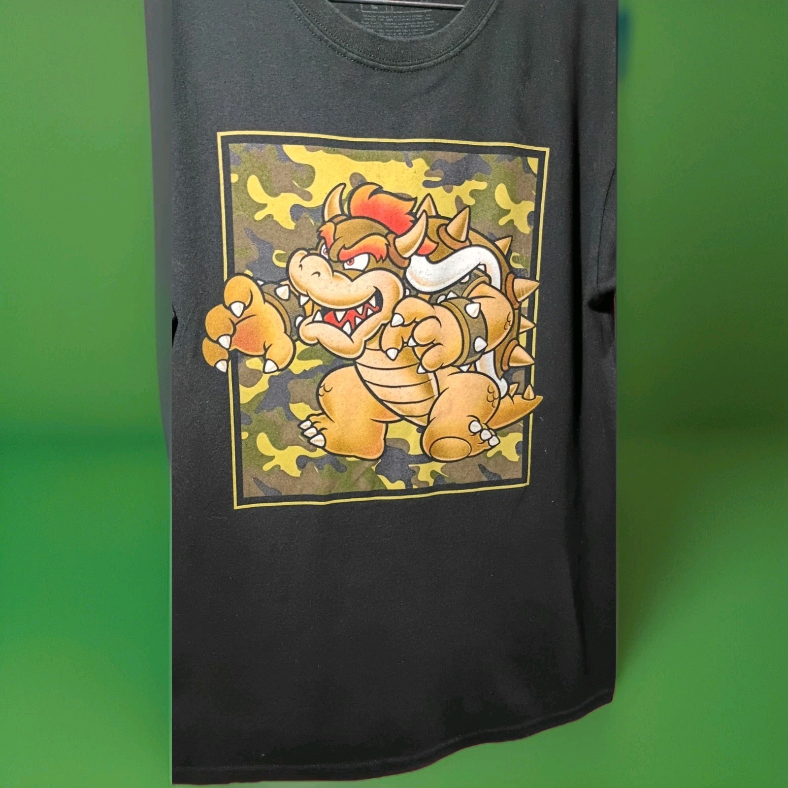 Super Mario Bowser Graphic Print Men&rsquo;sFaded BlackShort Sleeve Crew NeckT-Shirt L