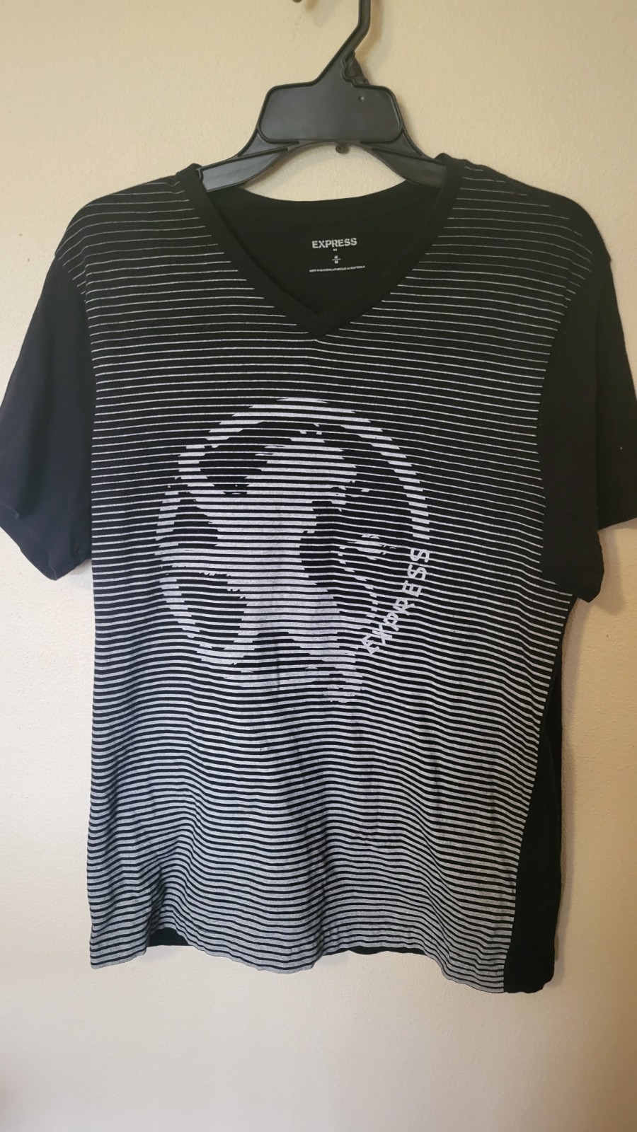 Express unisex sz M t shirt black stripe logo cap sleeve causal night out 27 in