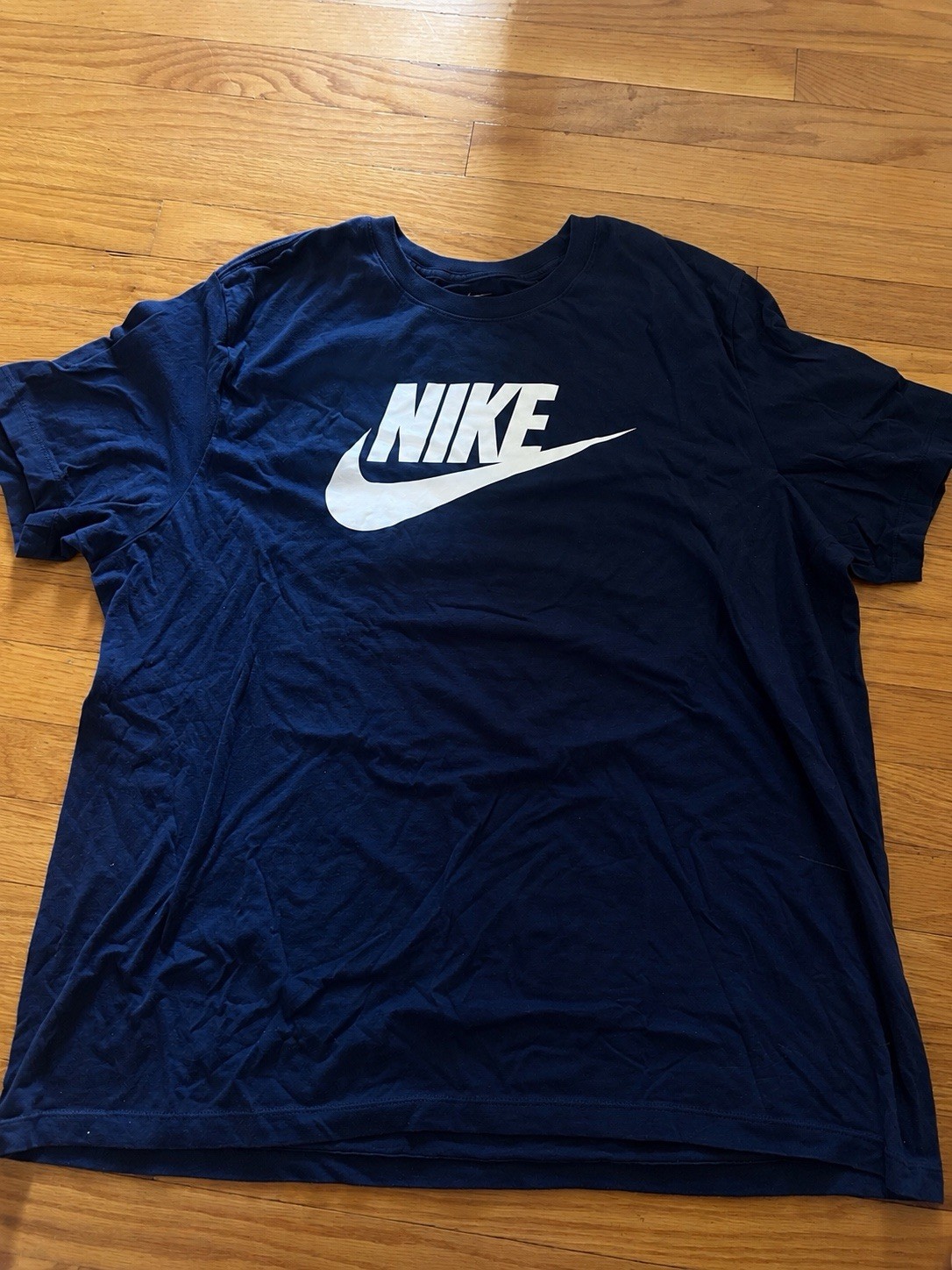 Nike The Nike Tee Men&rsquo;s XL Blue Graphic Logo Crew Neck Short Sleeve Tee