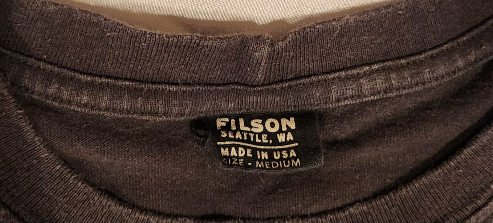 Filson Men&rsquo;s Size M T-Shirt Black Spell-Out Logo Hike Camp Outdoor