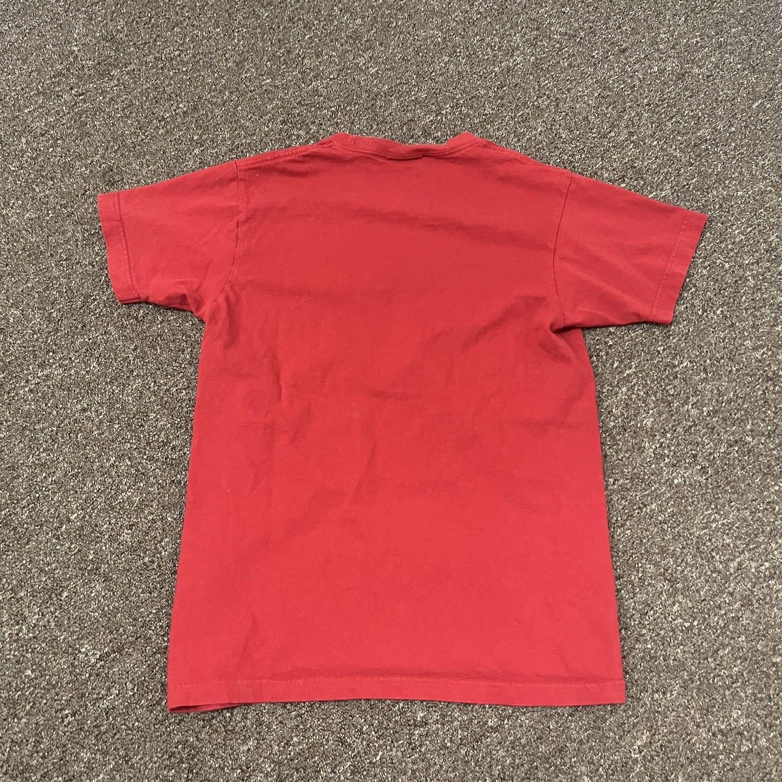 Nike SB Men’s Vintage T Shirt Y2K Silver Tag Sz Small Red Logo Tee Skater Grunge