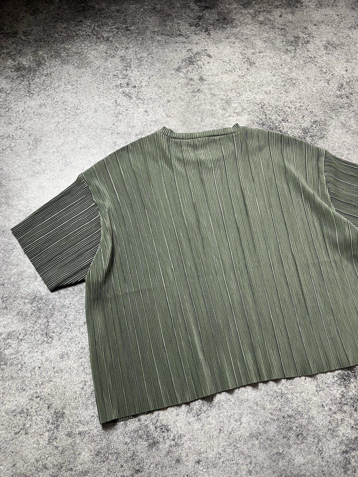 🔥ISSEY MIYAKE PLEATS PLEASE STYLE 00&rsquo;S VINTAGE CROPPED UNBRANDED T SHIRT JAPAN