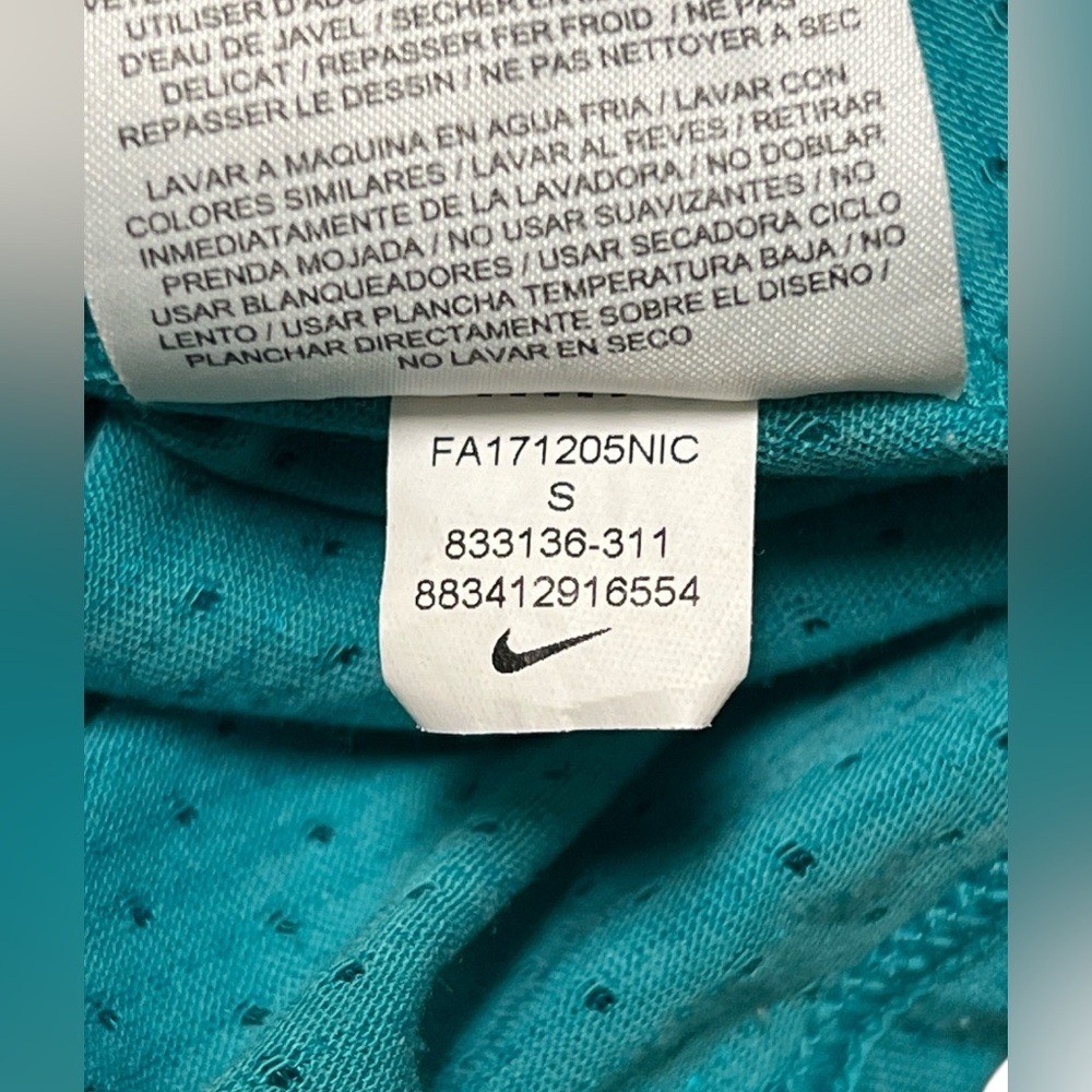 Nike Men&rsquo;s Dri-Fit Miler 1.0 Running Shirt Size S