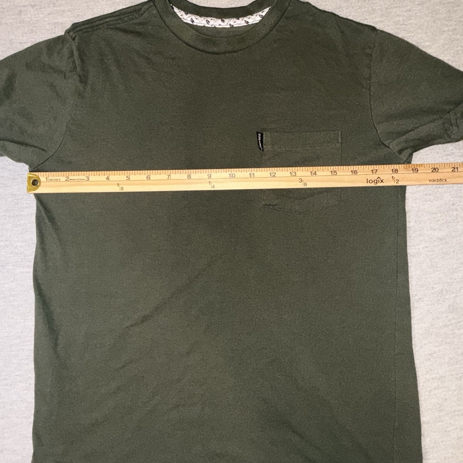 Tony Hawk Men&rsquo;s Short Sleeve Pocket T-Shirt – Olive Green – Size Small