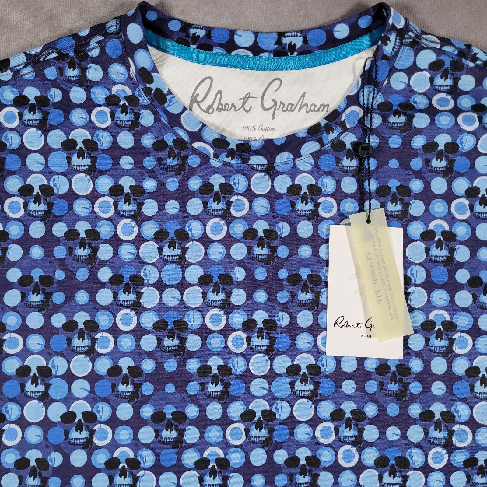 Robert Graham Shirt Mens XS Blue Spotted Skulls Classic Fit Graphic Tee Designer