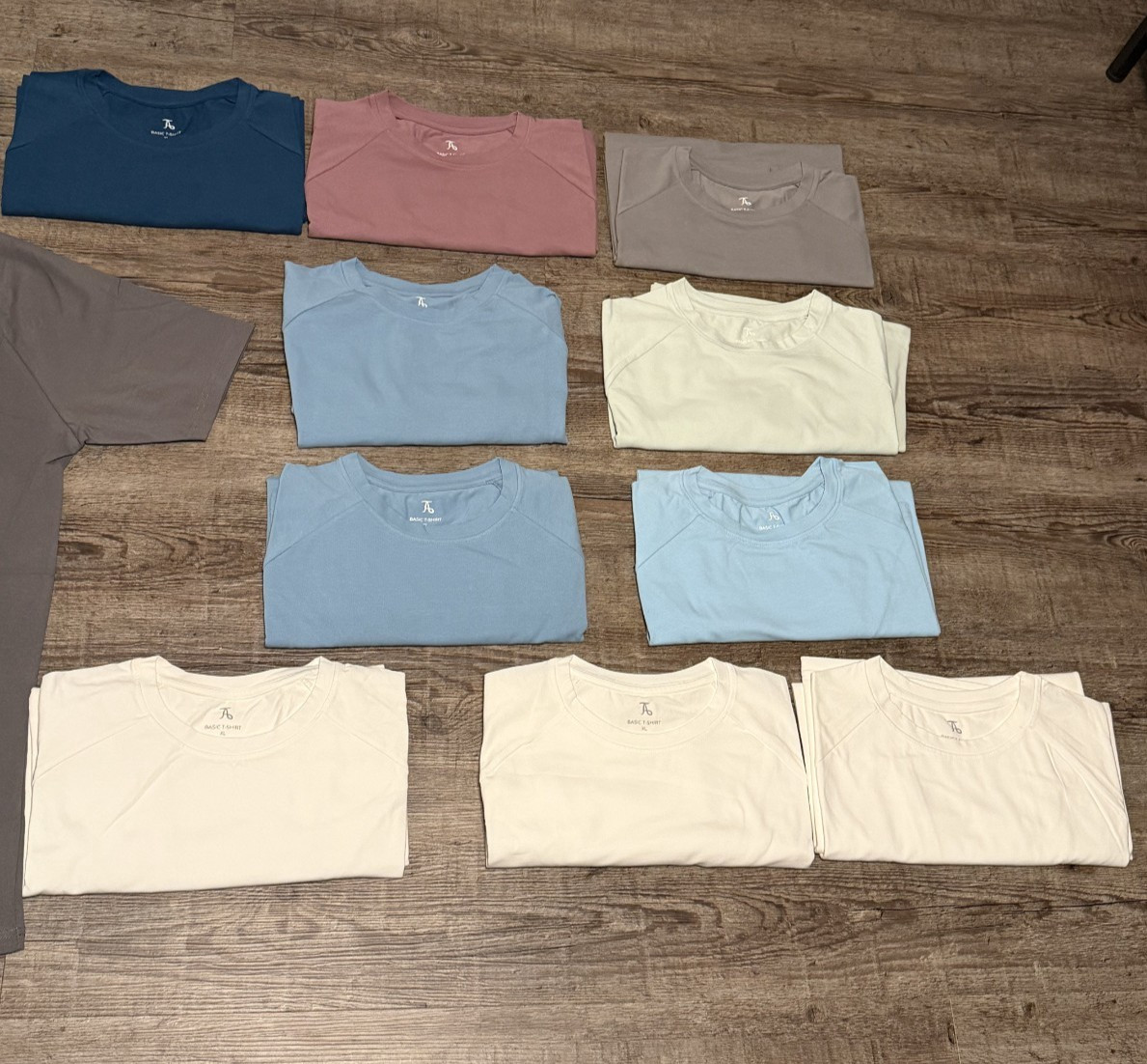 Lot of 12 Tailored Athlete Athletic Fit T-Shirts – White, Blue, Gray – New XL