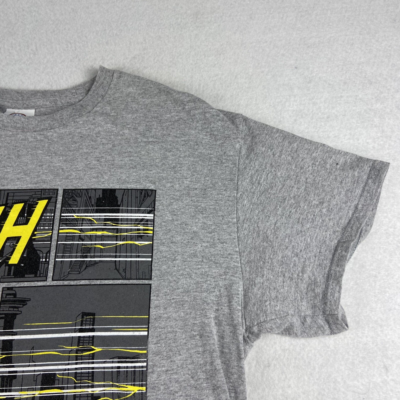 The Flash Shirt Adult Large Gray Graphic Crew Neck Preshrunk Cotton Super Hero