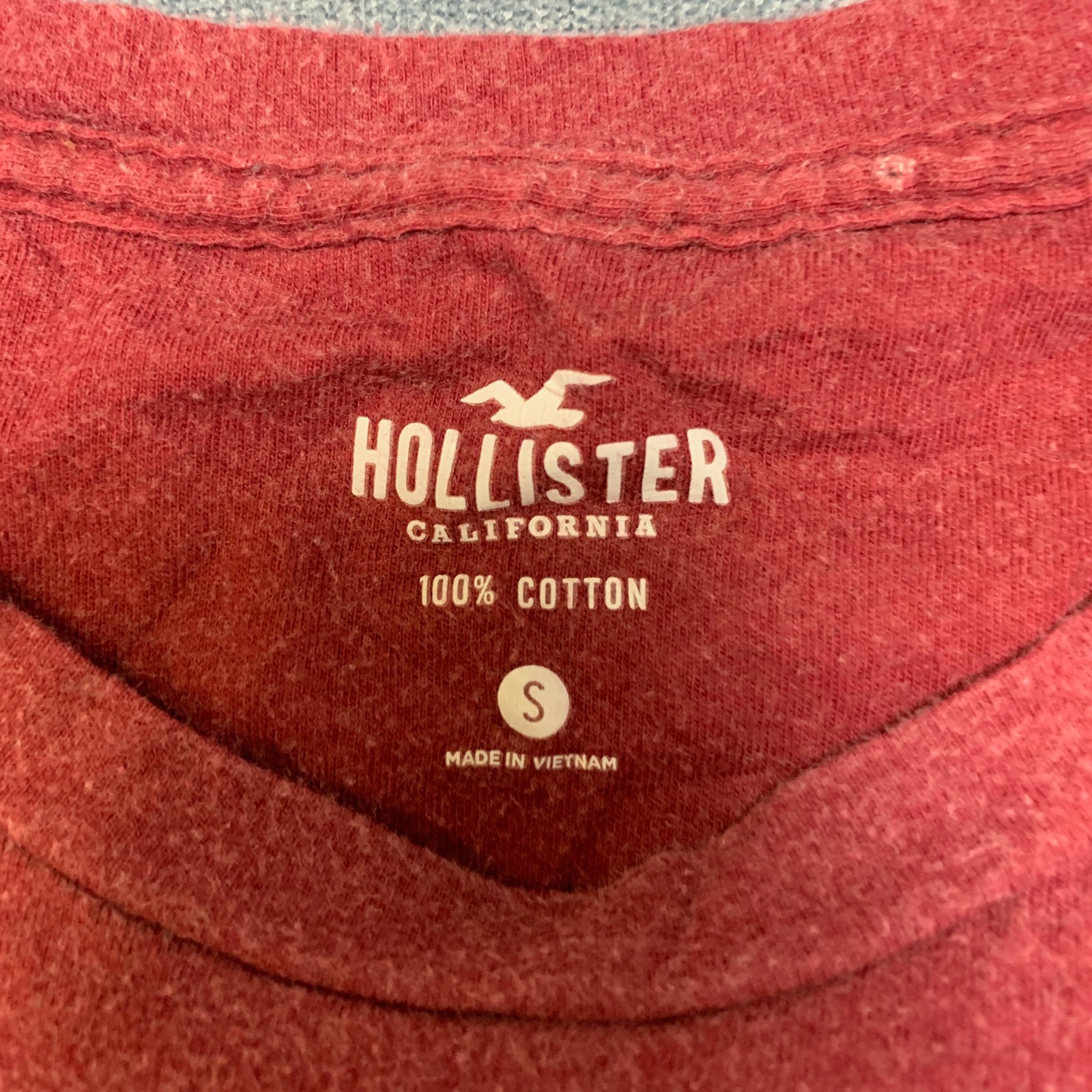 Hollister California T-Shirt Men Small Multicolor Ombre Dye Spellout Logo Casual
