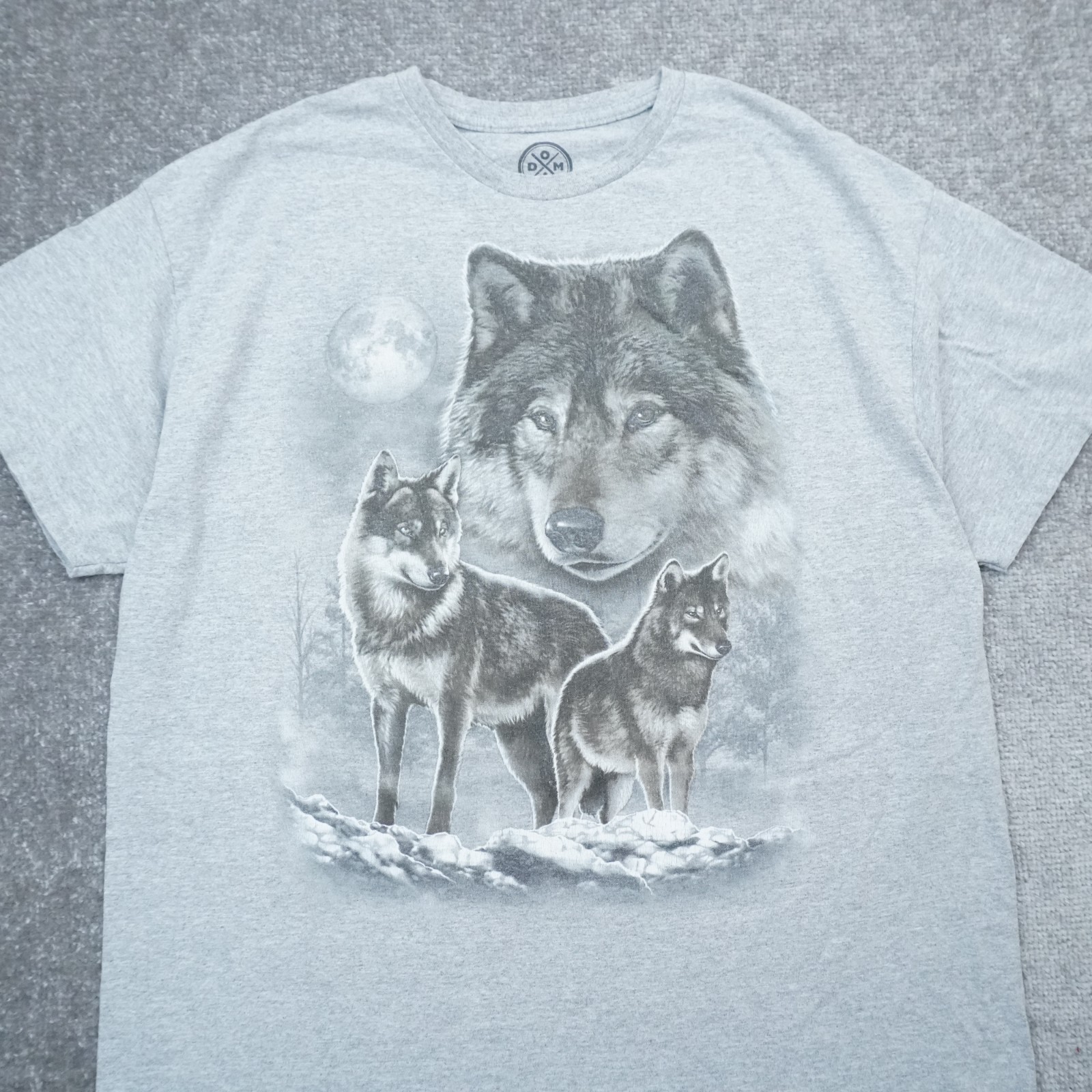 DOM Wolves Moon Nature Mens XL Gray Short Sleeve T-Shirt