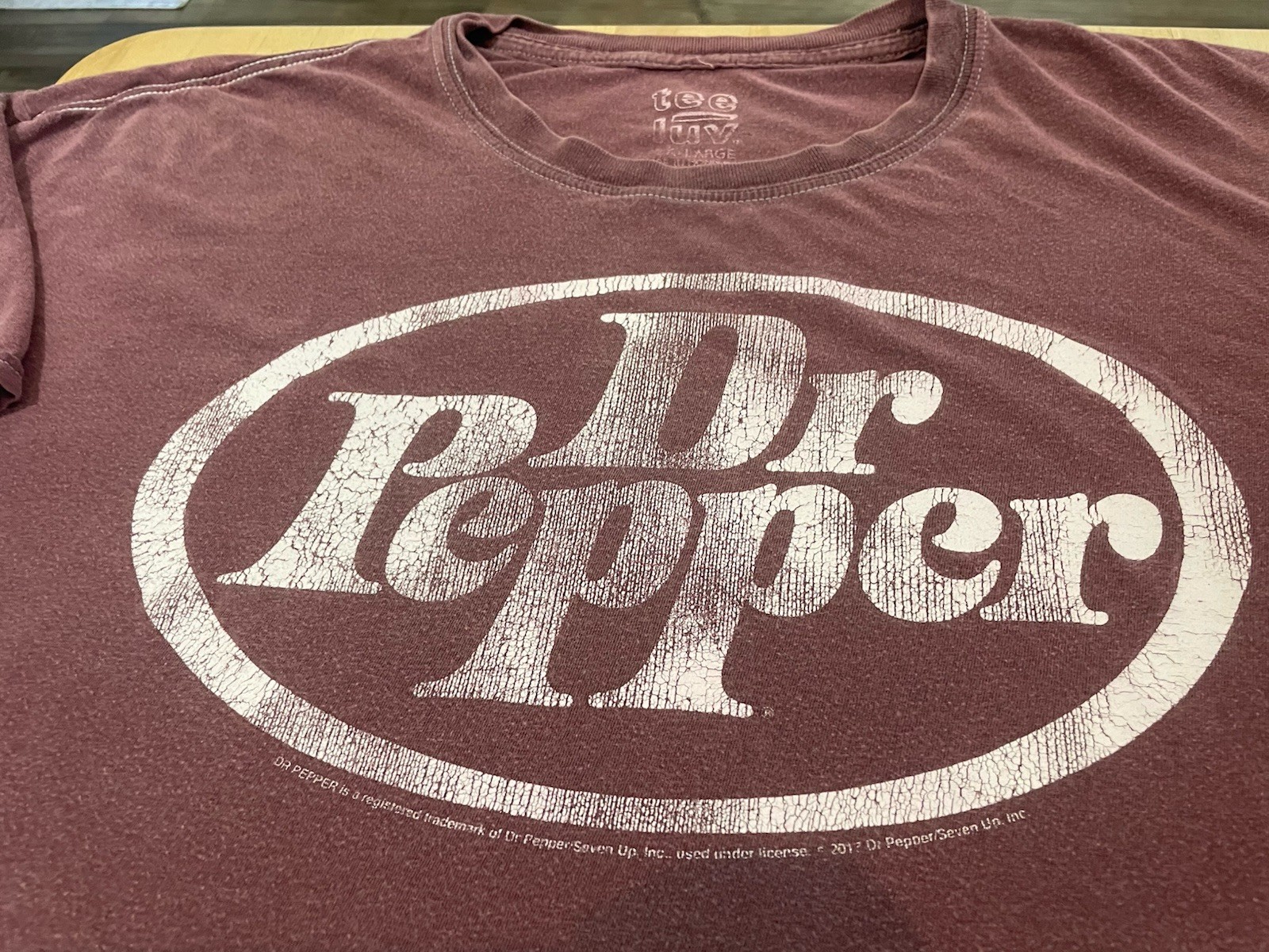 TEE LUV Dr. Pepper T-Shirt XXL Burgundy Distressed Logo Broken In Y2K Well Loved