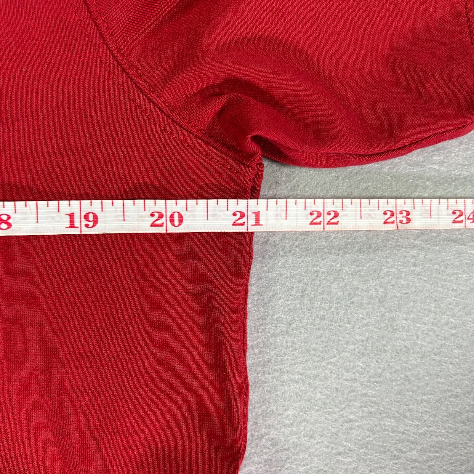 Sun Day Red Tiger Woods Men&rsquo;s Medium T-Shirt Red SDR Embroidered Logo Cotton