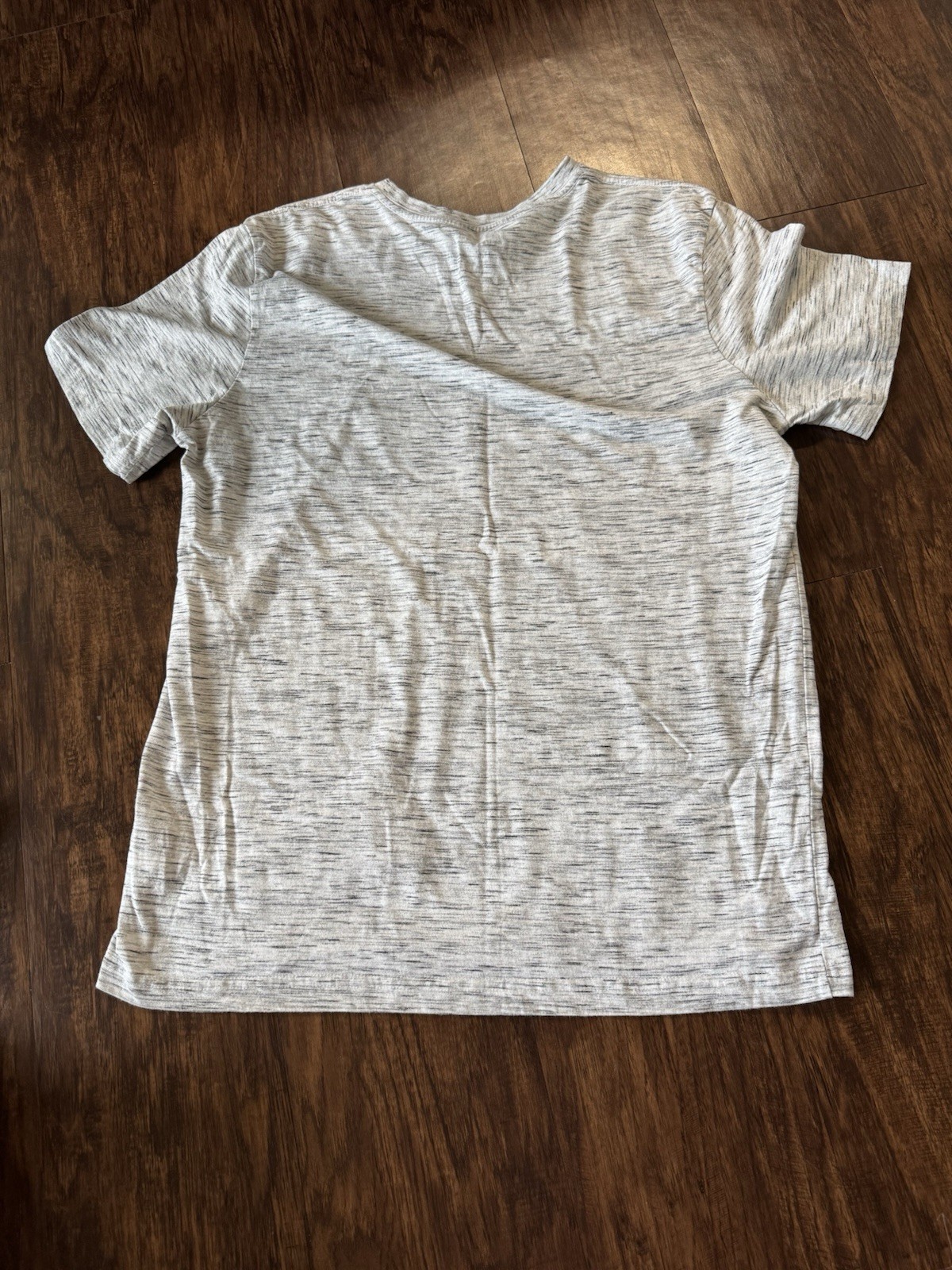 Men’s Company 81 Heather Gray And Red V Neck T Shirts Size XL