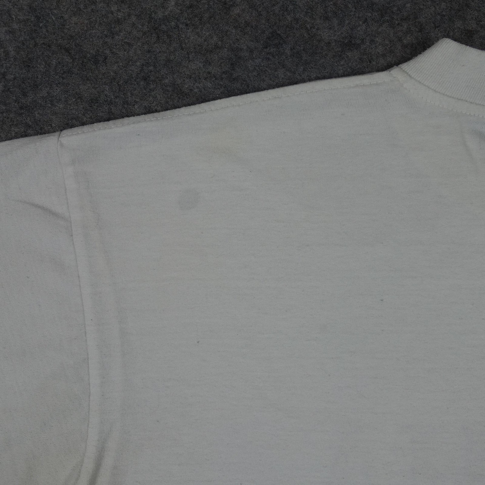 VINTAGE Singha Lager Beer Shirt Mens XL White Thailand Beer Brewery Graphic Tee