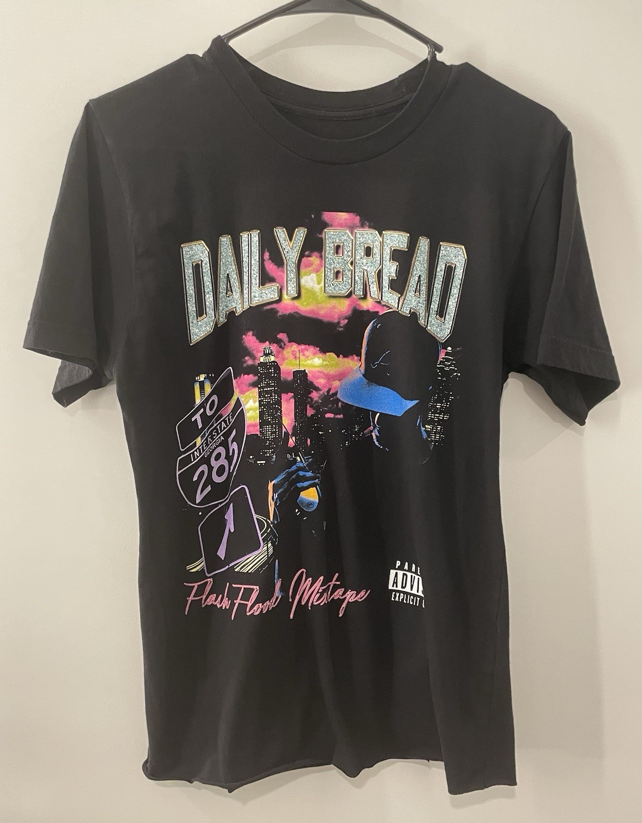 Daily Bread Mission Ball Room Denver, CO 2022 Tour Shirt Size Small **RARE**