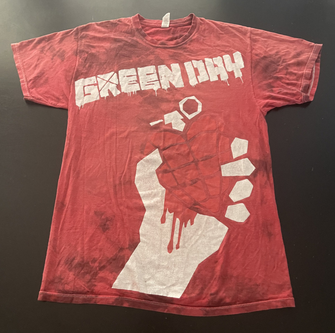 GREEN DAY American Idiot Band T-Shirt, Red Tie-Dye, Size: Large