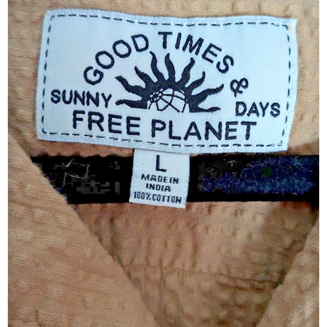 Free Planet Large Men&rsquo;s Button Up Collared Short Sleeve Shirt Tan White Flowers