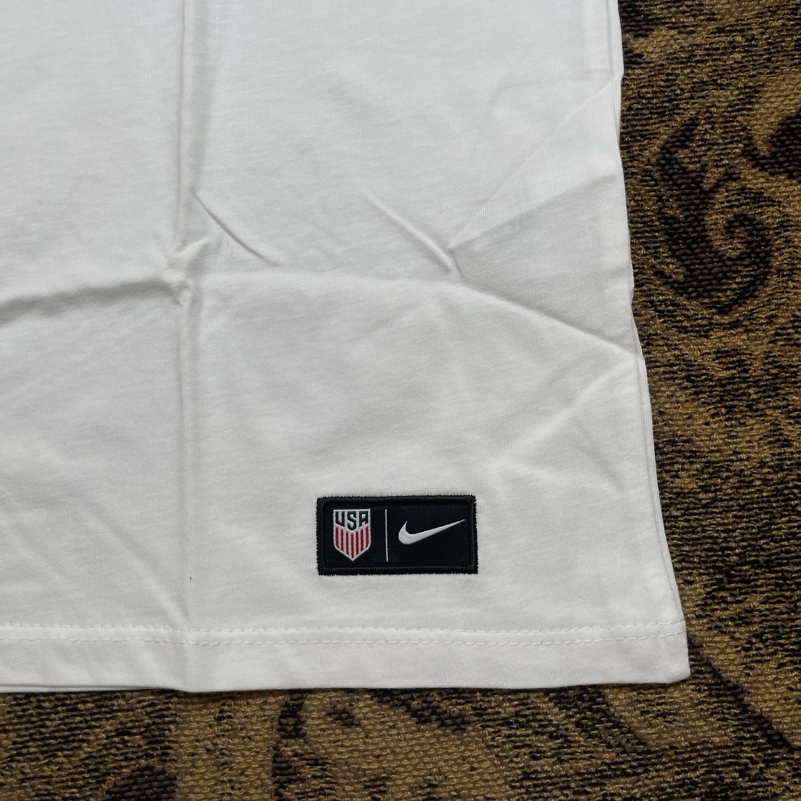 Nike Team USA Men&rsquo;s National Soccer Team White Pocket T-Shirt Size Large New