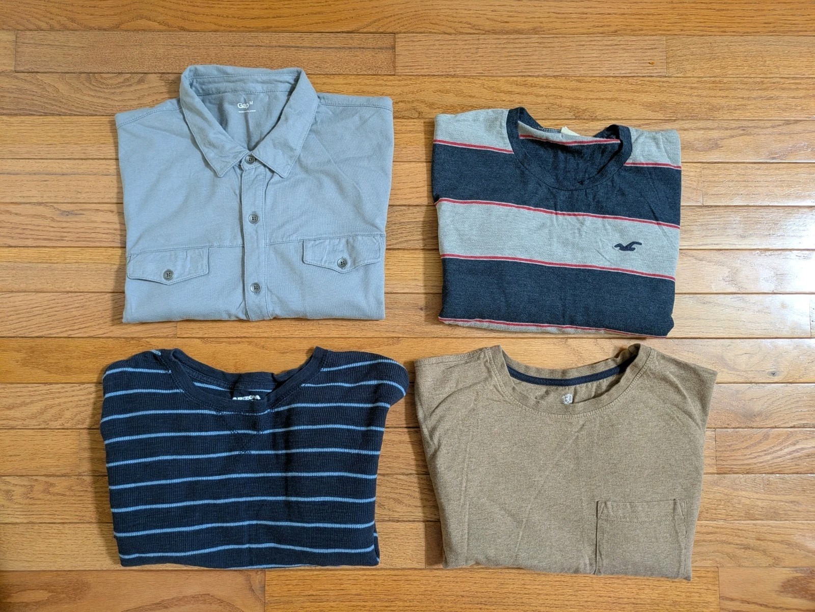 Lot of 4 shirts 20.5&Prime; pit-to-pit (size M or L) GAP, Hollister, Covington,Arizona