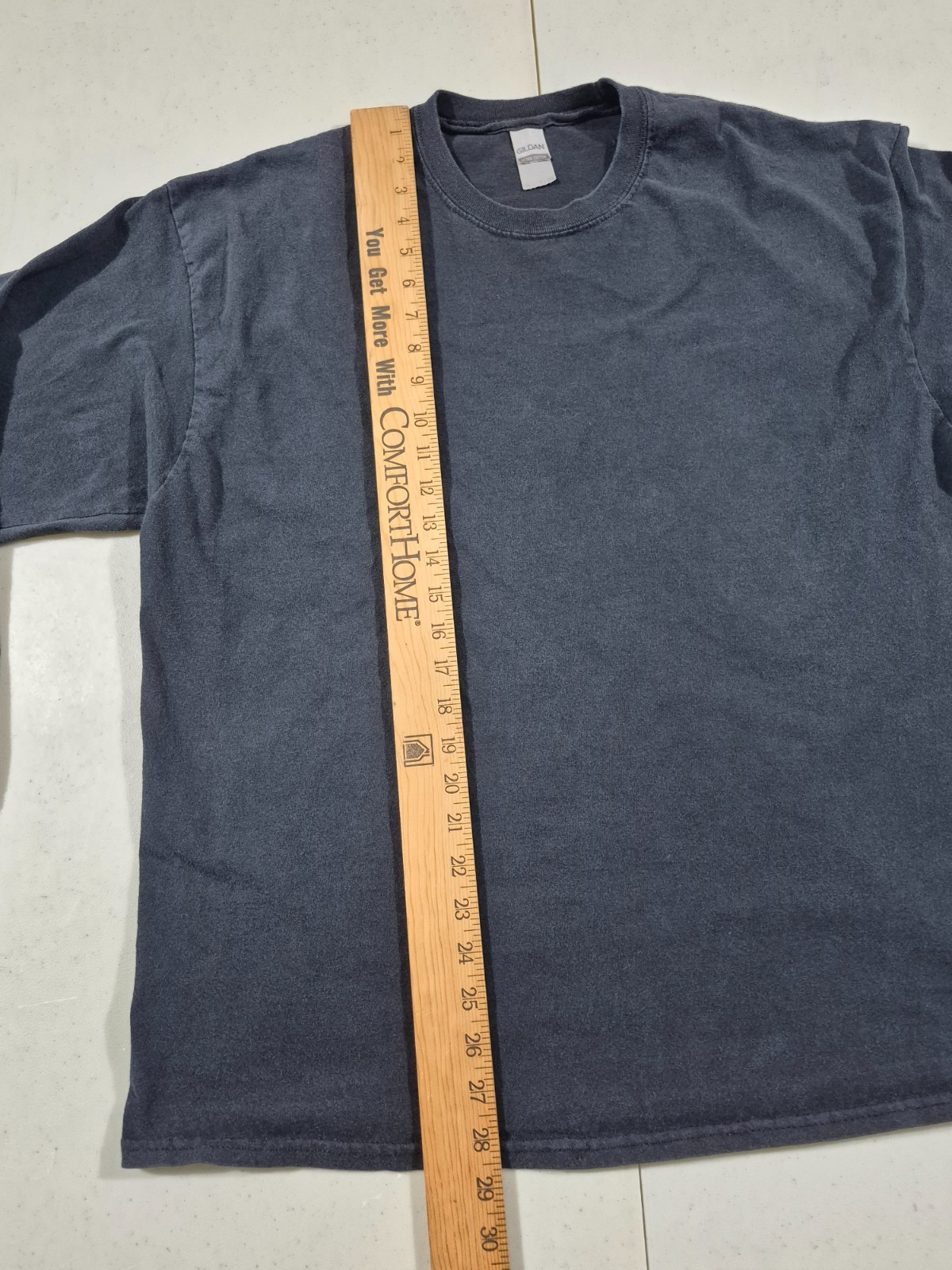 Gildan Mens XL Black Ultra Cotton Long Sleeve Shirt, see measurements