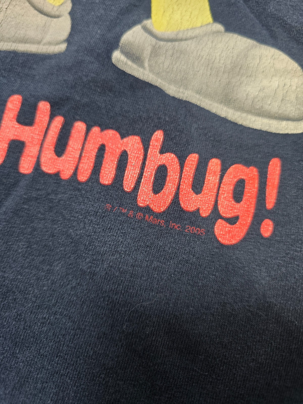 Size L – 2005 M&M&rsquo;s « Bah Humbug! » Santa Hat T-shirt