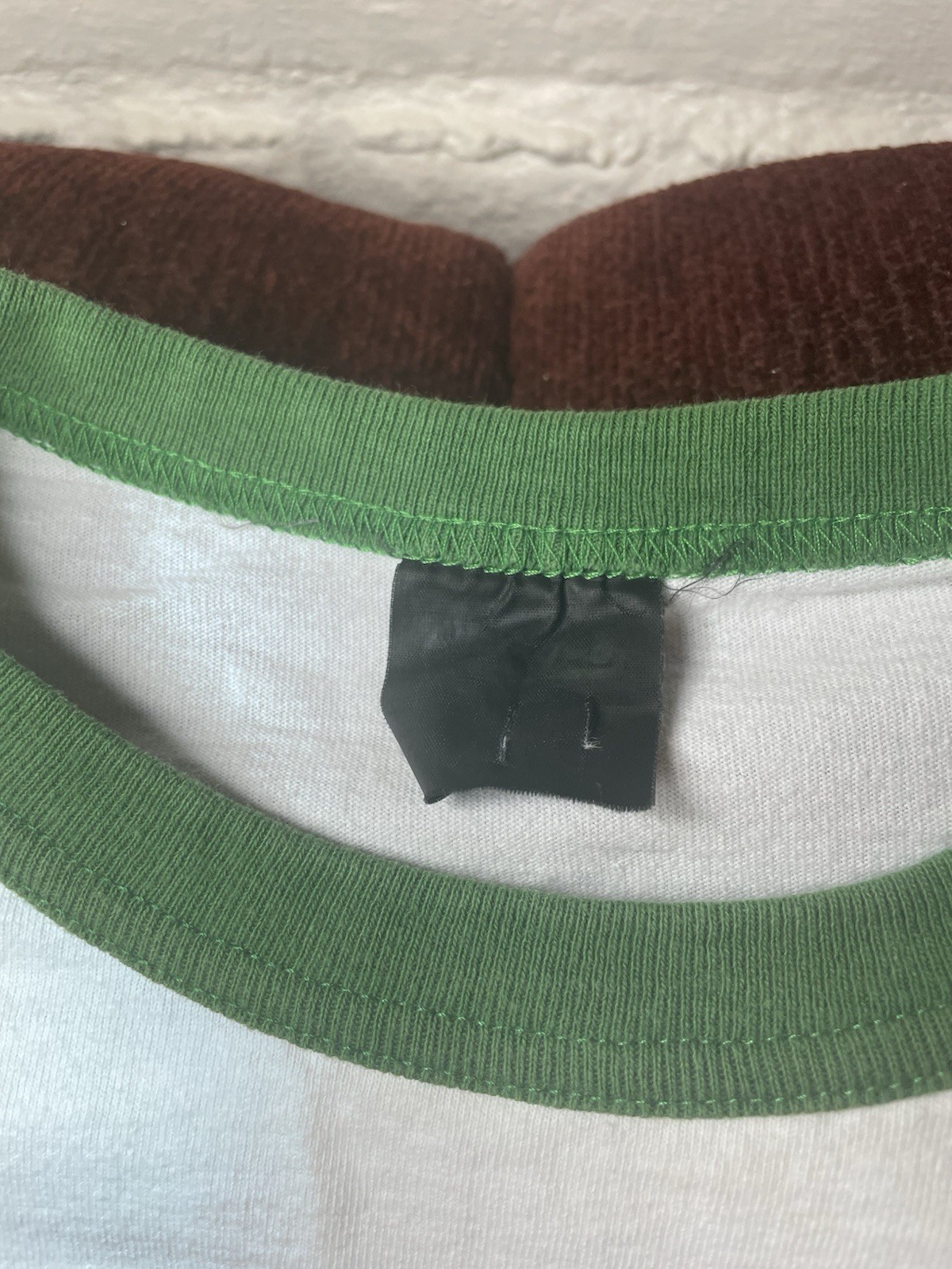 Vintage Marvel Hulk Men&rsquo;s L White/Green Ringer Graphic Tee Crew Neck