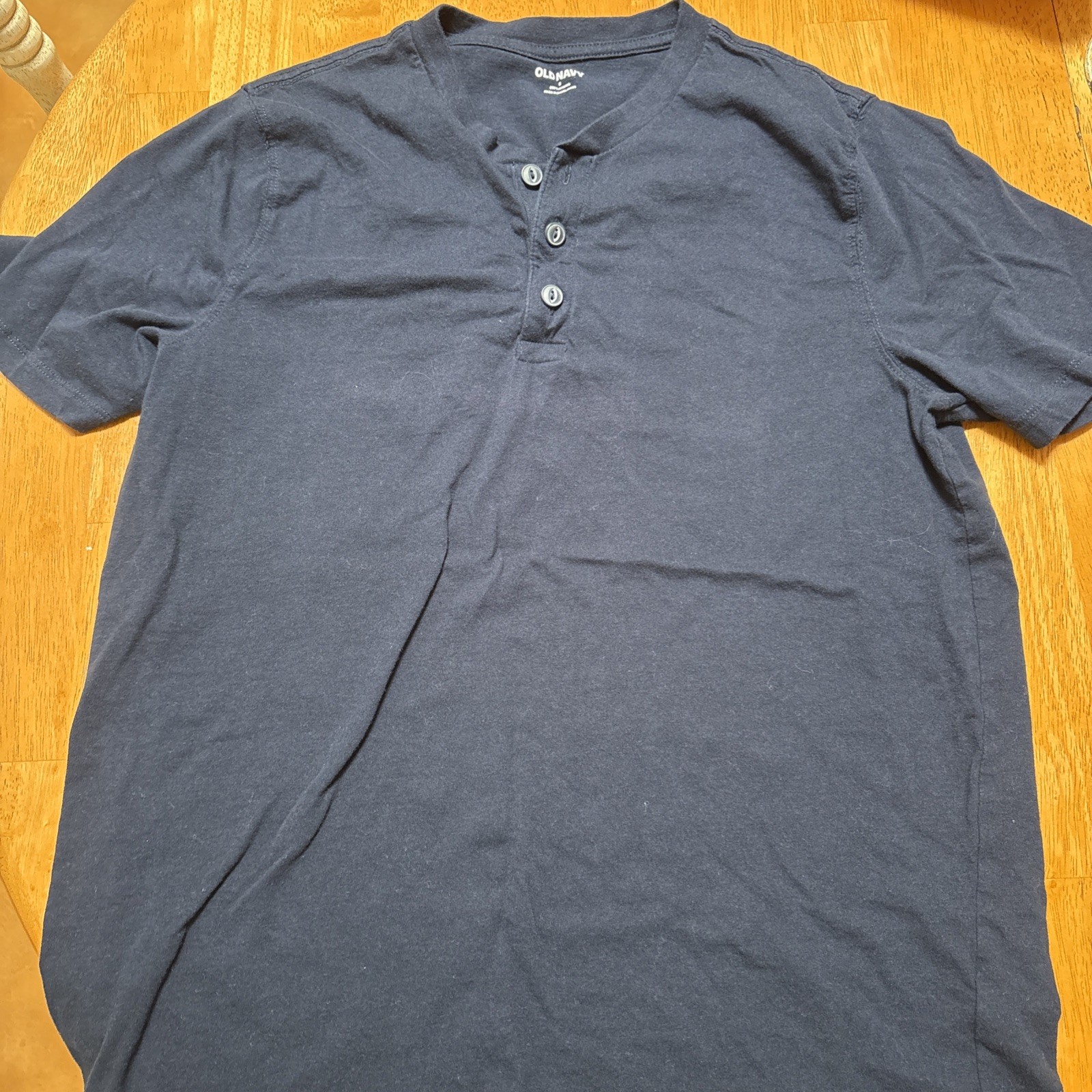 Old Navy Men&rsquo;s Navy T-shirt Size Small