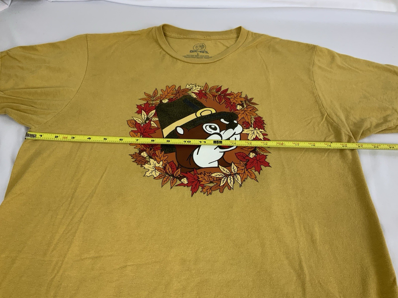 Buc-ees Bucees Beaver Logo T Shirt Lg Thanksgiving “Eat Pie w/my Friends” Fall