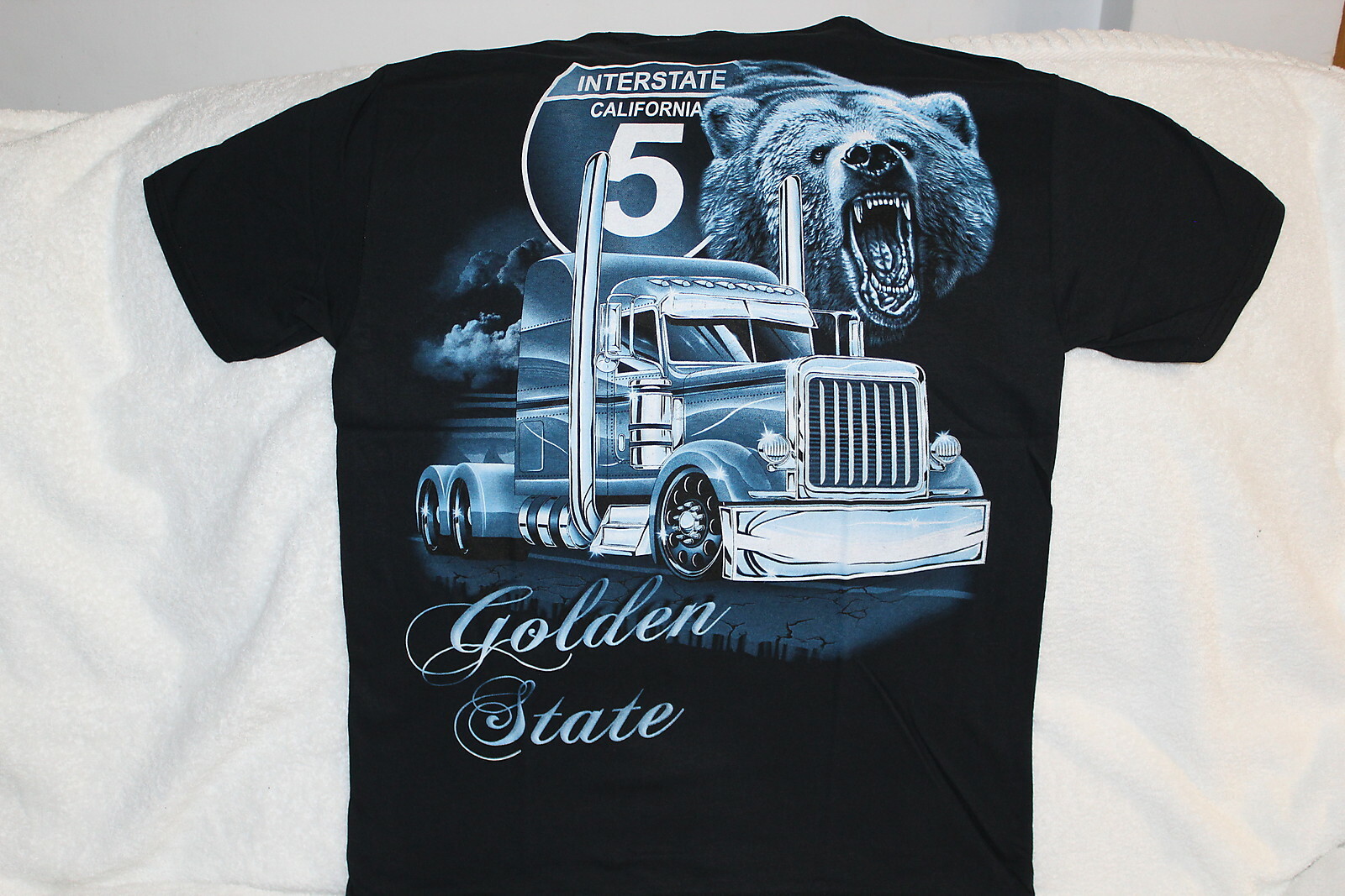 SEMI TRUCK TRUCKER BEAR CALIFORNIA GOLDEN STATE INTERSTATE 5 HIGHWAY T-SHIRT