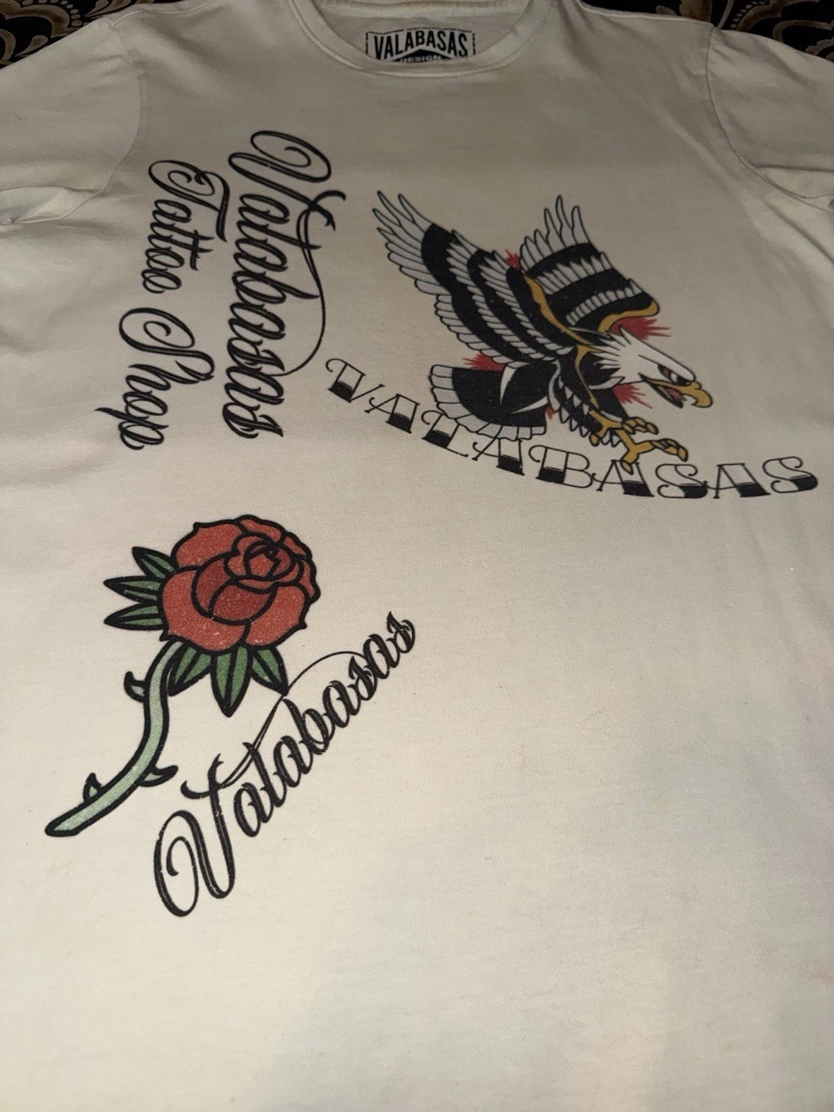 Valabasas Men&rsquo;s S White Graphic Crew Neck Short Sleeve Tee Tattoo Skull Rose