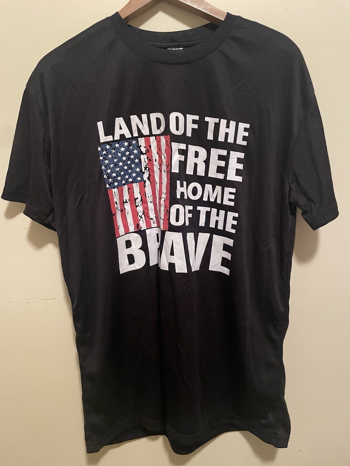 Land Of The Free Wick Away Moisture Shirt Large