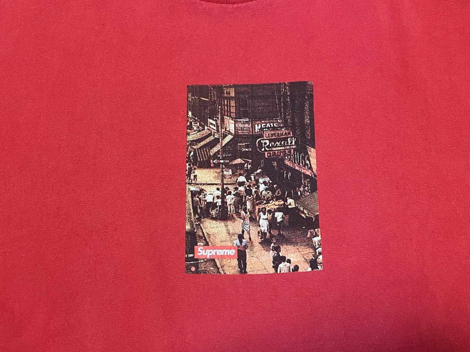 Supreme Street Scene Tee FW10 Red Size Large T-Shirt Skateboarding Rare Used