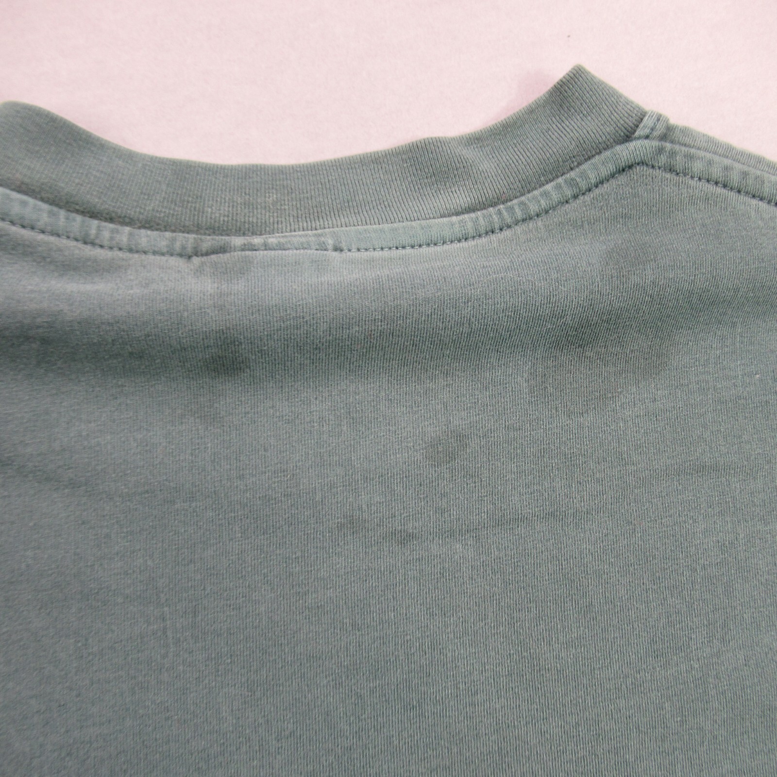 Cabelas Shirt Mens XL Short Sleeve Crew Neck Stretch Lightweight Pocket