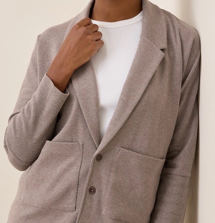 Pact Women&rsquo;s Airplane Relaxed Blazer Medium Deep Taupe Heather Top MINT