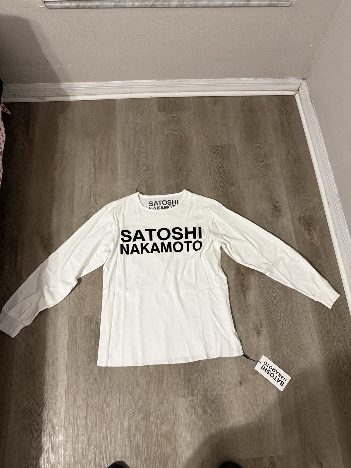 Satoshi Nakamoto Graphic Logo Men&rsquo;s Thermal White Crew Neck Long Sleeve L