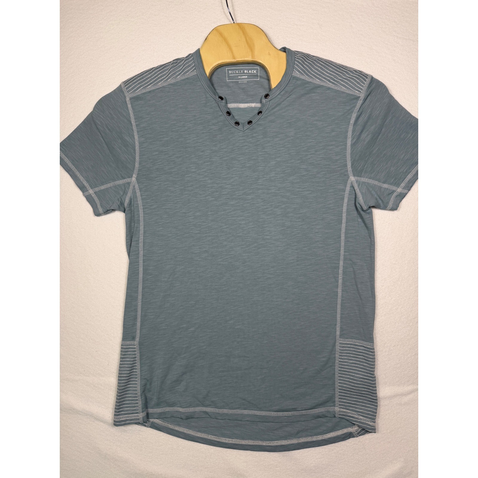 Buckle Black Henley T-Shirt Mens XL Slate Blue Grommet Contrast Stitch BB3301