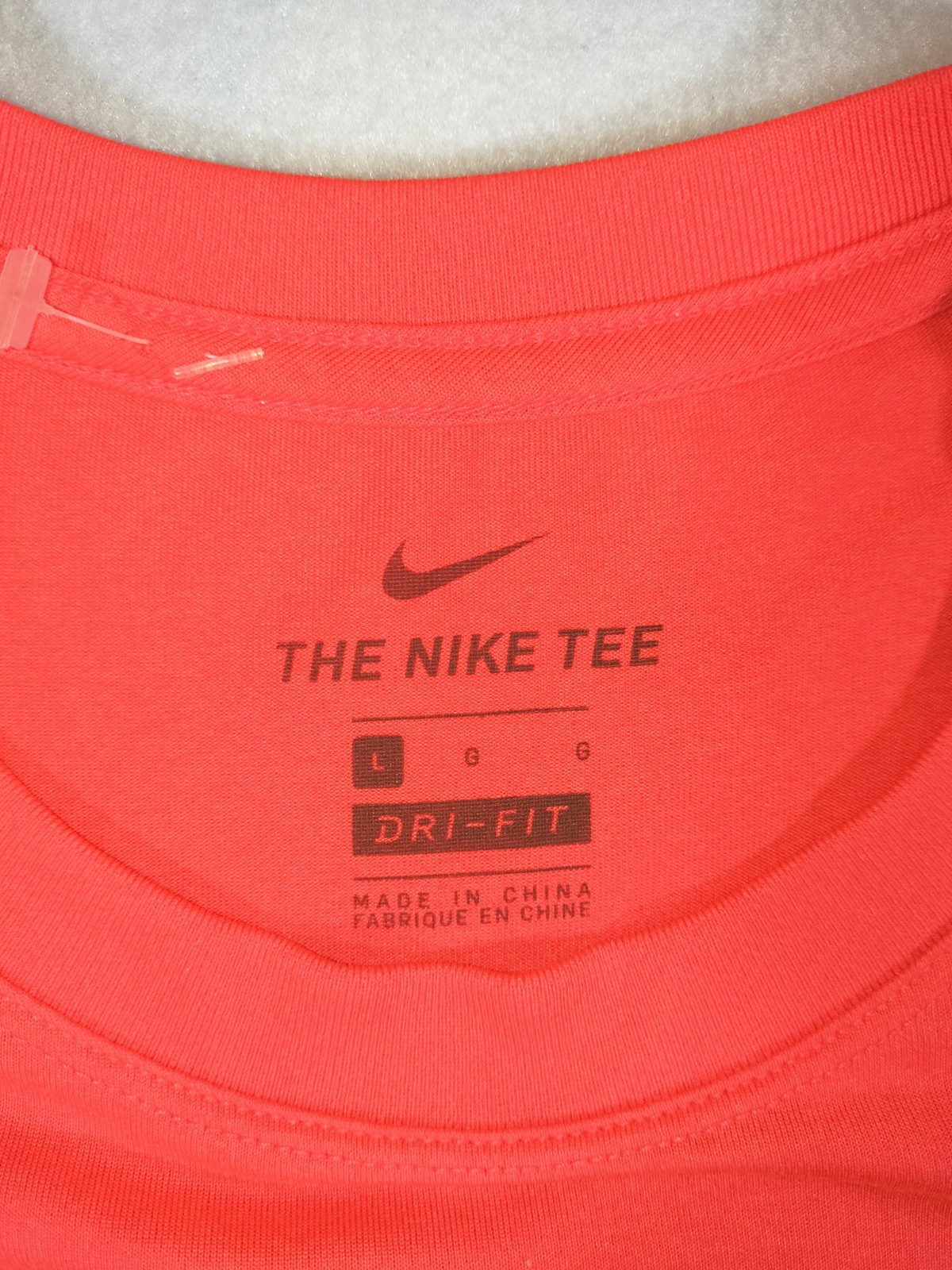 Nike The Nike Tee Men&rsquo;s Dri-FIT Red Crew Neck Short Sleeve T-Shirt L Logo