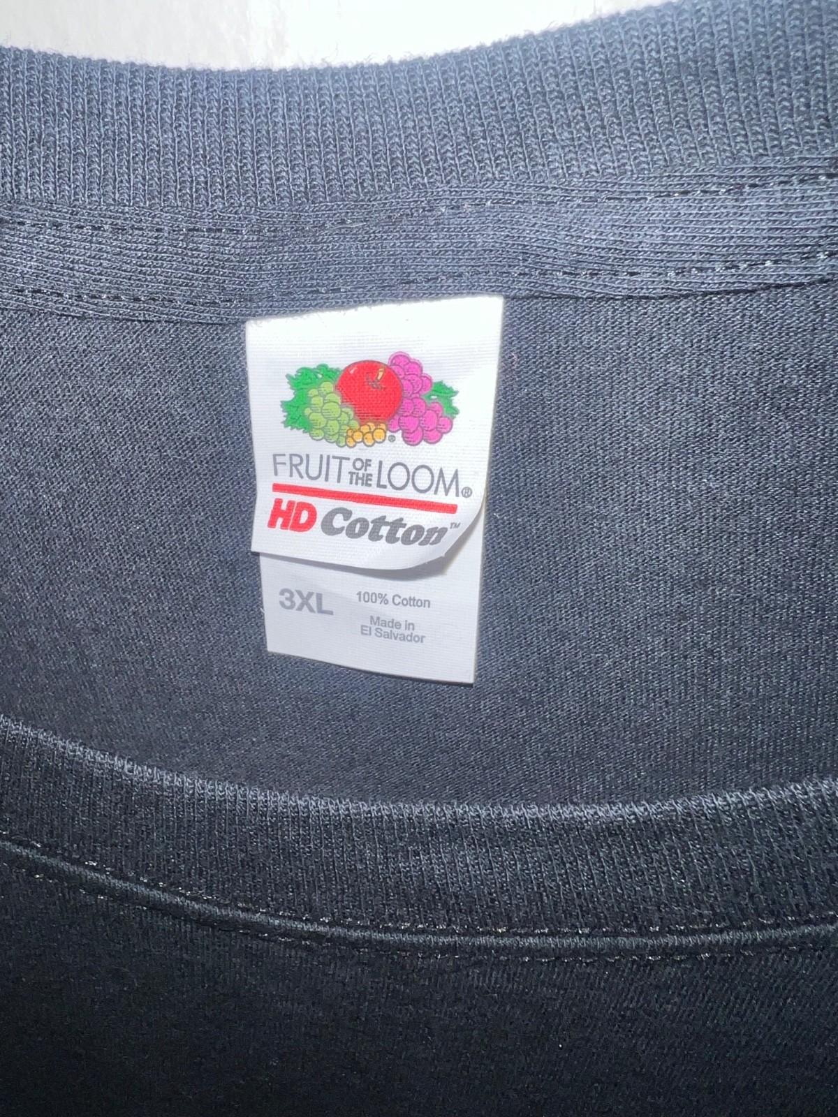 Kaws x Fruit of the Loom 3XL T-shirt – Iconic Cartoon Graphic, Streetwear VTG