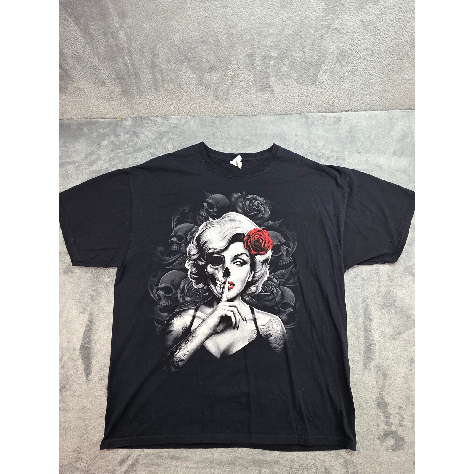 Fruit of the Loom HD Cotton Graphic T-Shirt Black XL Skull Rose Shhh Woman Tee