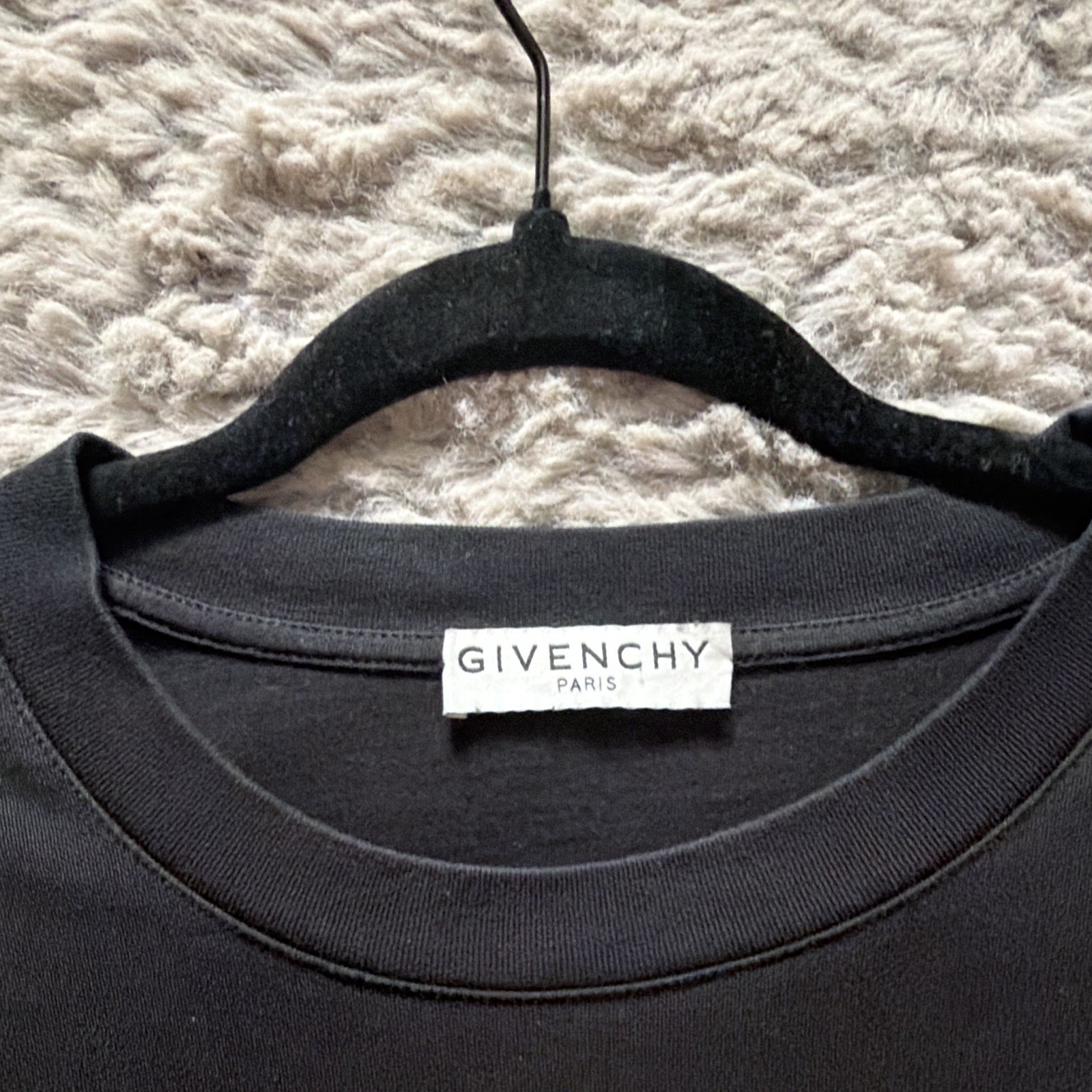 Givenchy Men&rsquo;s Black XL Cotton Jersey Crew Neck Spirit Logo Graphic T-Shirt
